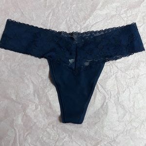 Victoria's Secret panties string new never worn